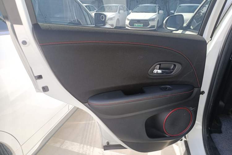 Used Everus VE-1 2021 S Pirelli Edition
