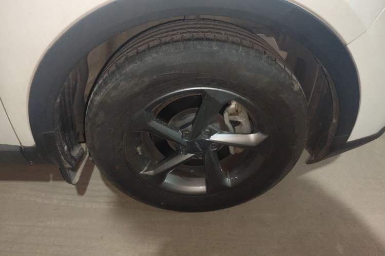 Used JETOUR X70M 2020 1.5T DCT Companion Version Right Front Wheel Hub