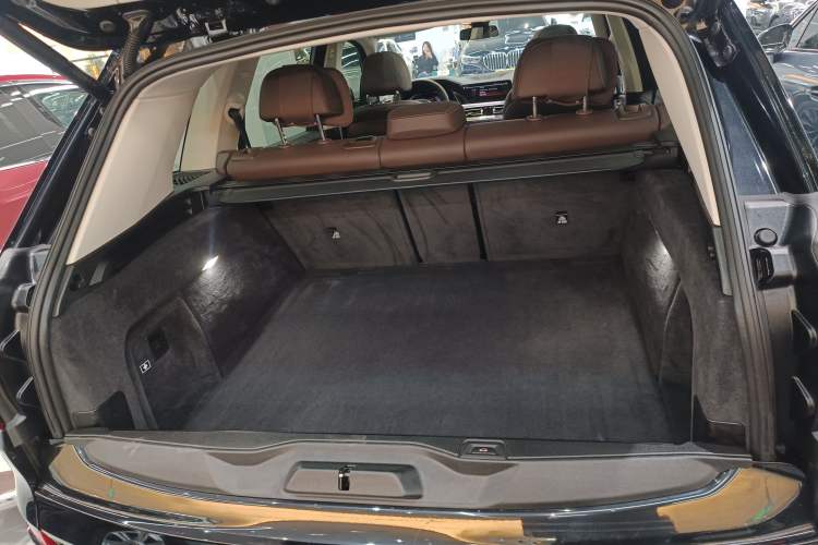 Used BMW X5 2022 xDrive 30Li M Sport Package
