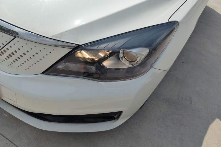 Used Dongfeng Aeolus E70 2021 Revised Version 360H Battery-Swap Edition
