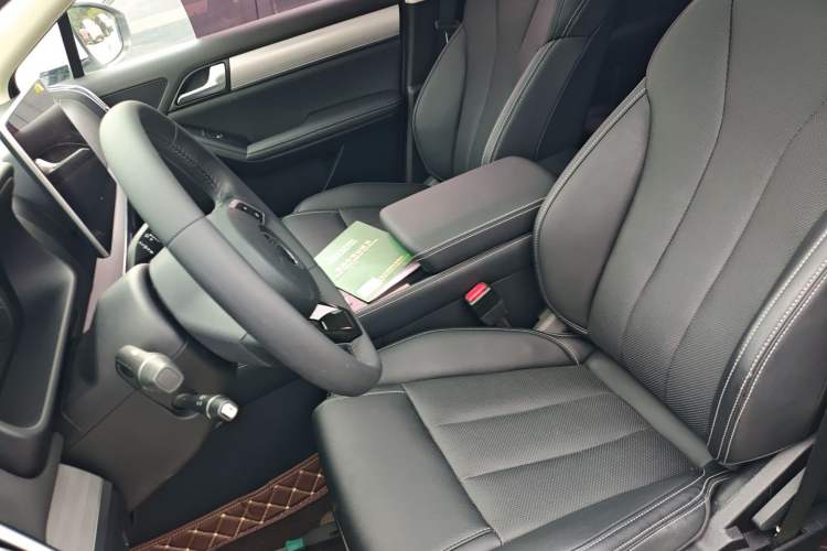 Used BYD Tang 2018 2.0T Automatic SmartConnect Luxury 7-Seater China V Emission Standard