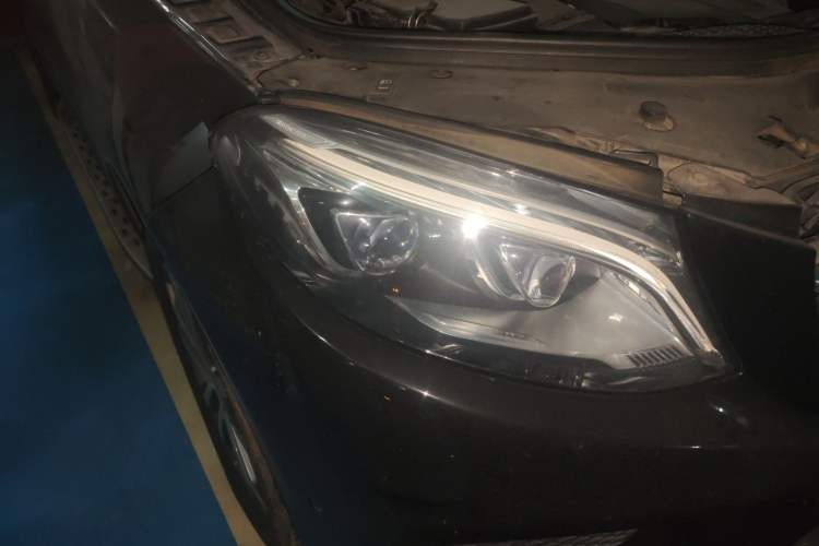 Used Mercedes-Benz GLE 2017 GLE 320 4MATIC Luxury Model