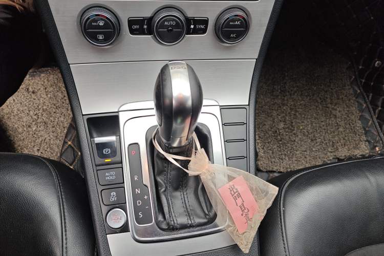 Used Volkswagen Magotan 2015 1.8TSI Advanced Model