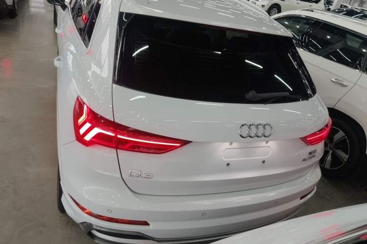 Used Audi Q3 2021 35 TFSI Fashion Dynamic Model