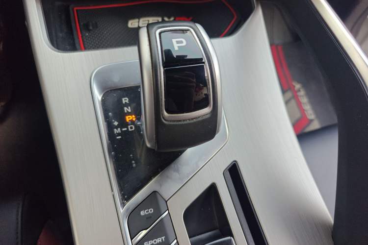 Used Geely Auto Coolray 2019 Sport Model 260T DCT Battle China V Standard