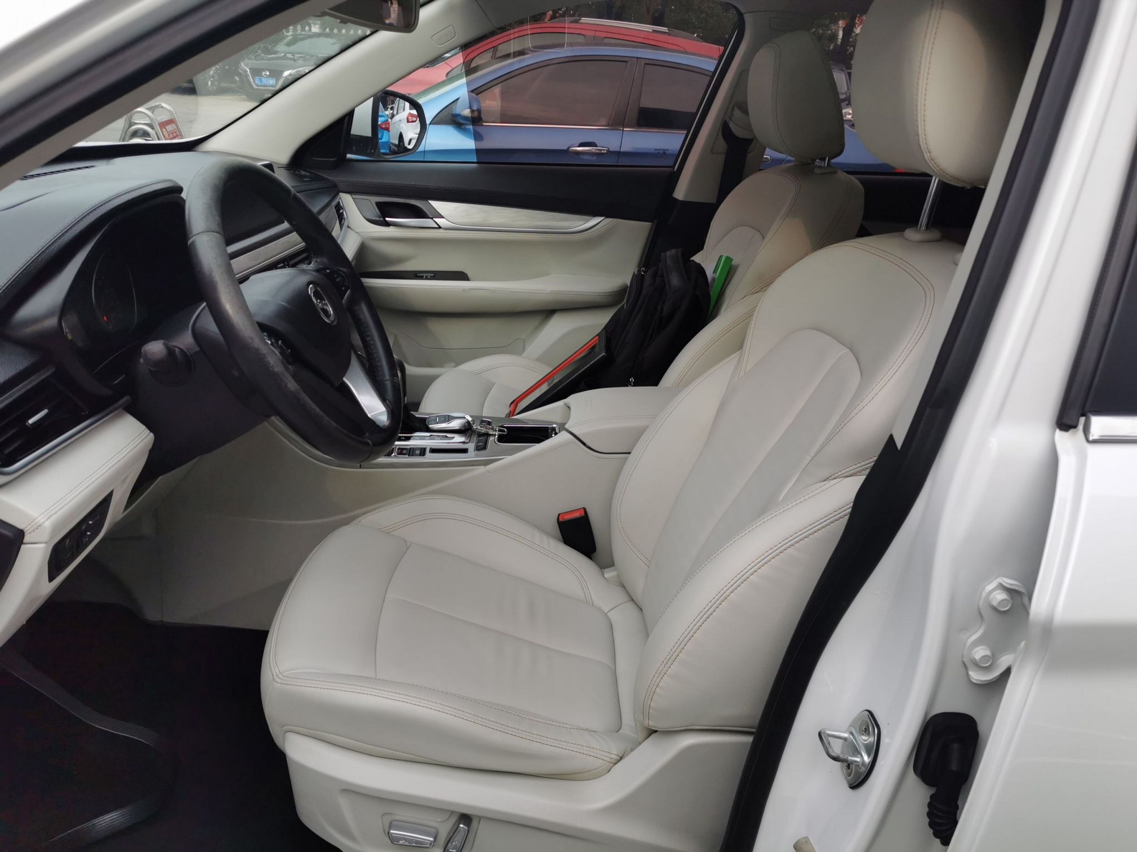 Avant de la voiture