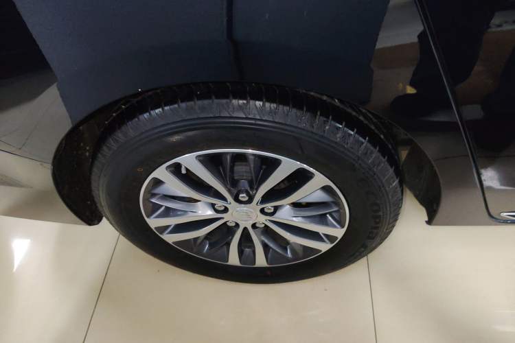 Used Buick GL8 2023 ES Lu Zun Comfort Model