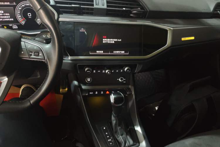 Used Audi Q3 2022 40 TFSI Fashion Dynamic Model