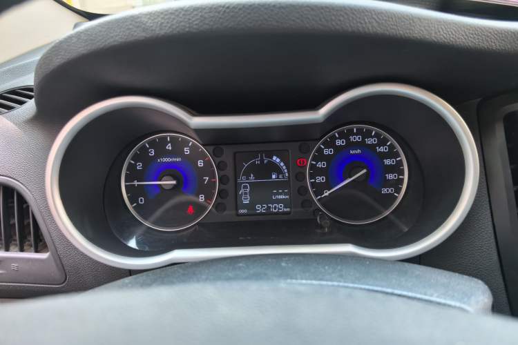 Used Dongfeng Aeolus AX3 2016 1.5L Manual ZhiKu Model