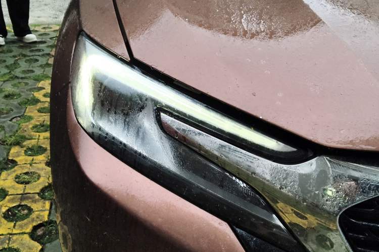 Used DS 6 2014 1.6T Luxury Edition THP160