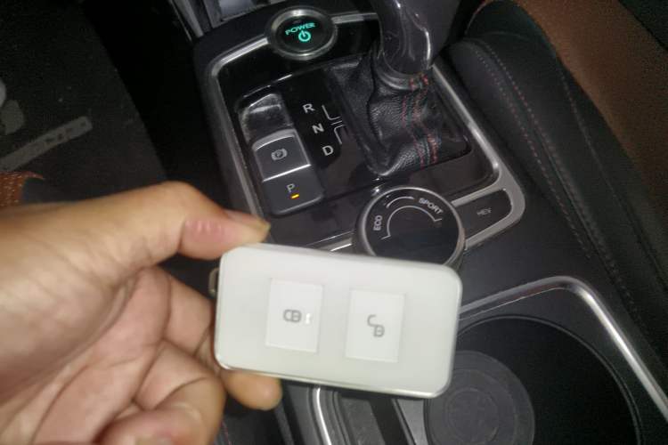 Used BYD Qin New Energy 2015 1.5T Dual-Crown Flagship Edition
