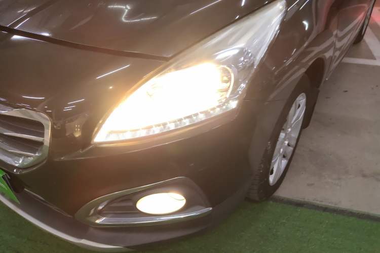 Used Peugeot 3008 2013 2.0L Manual Classic Edition
