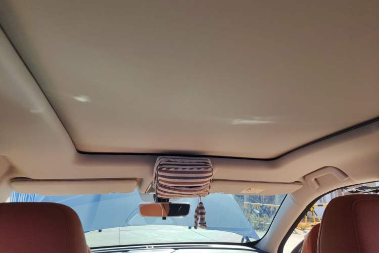 Used JETOUR X70 PLUS 2025 1.5T Luxury Edition 7-Seater