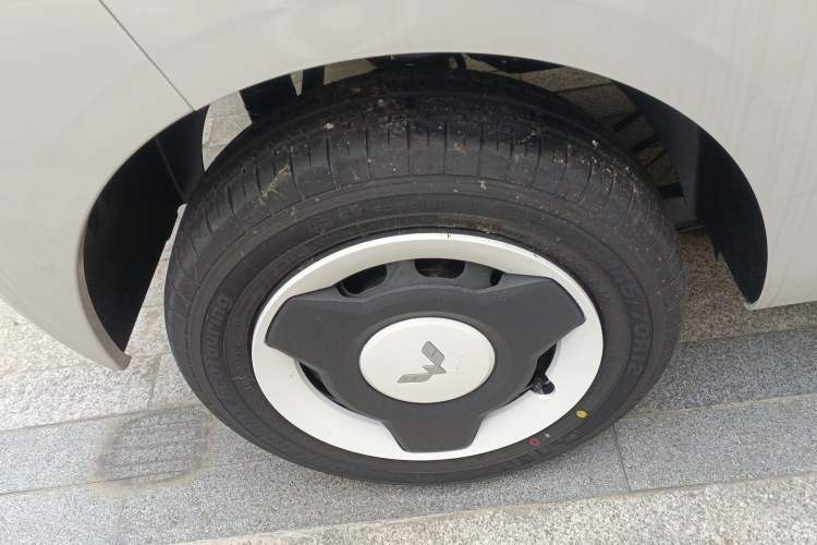 Used Wuling Hongguang MINIEV 2024 3rd Generation 215km Youth Edition