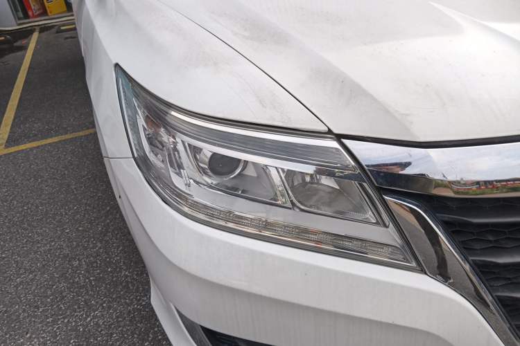 Used Honda Crider 2016 1.8L CVT Comfort Version Right Front Headlight