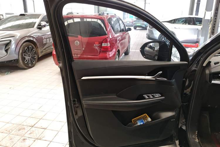 Used Roewe RX5 MAX 2022 1.5T Automatic Zhiwei Prestige Edition