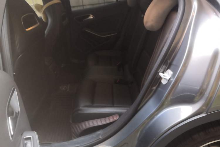 Used Mercedes-Benz GLA 2017 GLA 200 Fashion Model
