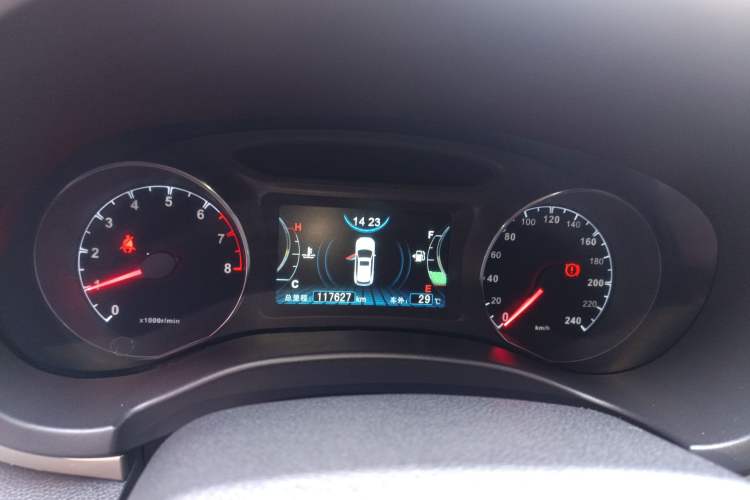 Used BYD Song 2016 GaiShi Edition 1.5TI Manual Elite Model Instrument Cluster