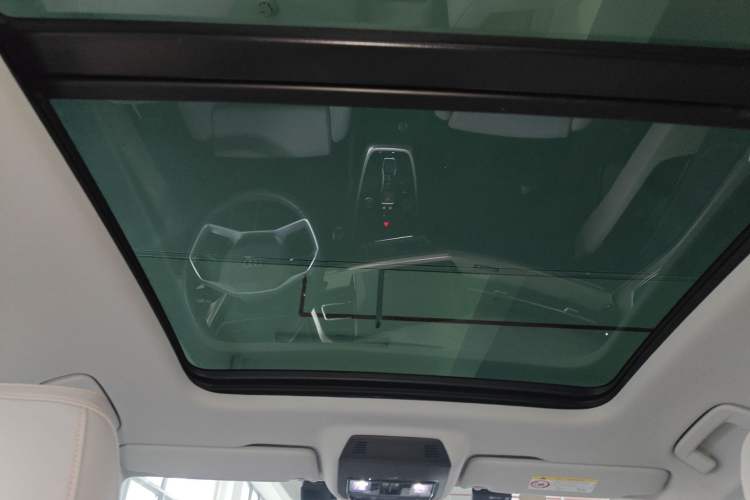 Used Audi Q5 e-tron 2023 40 e-tron Starry Edition Mecha Kit
