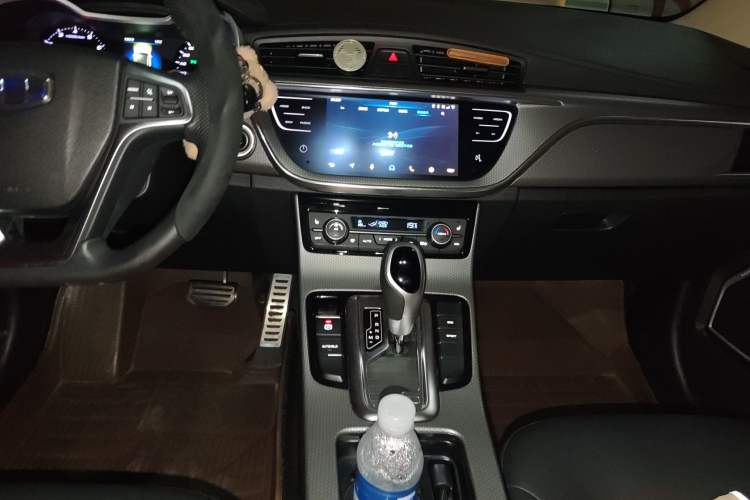 Used Geely Auto Emgrand GS 2017 Sport Edition 1.3T Automatic Smart Connectivity Model
