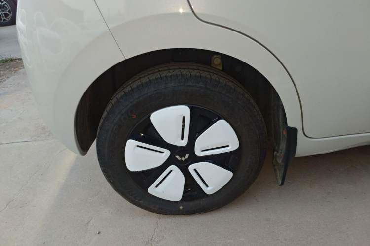 Used Wuling Hongguang MINIEV 2025 Four-Door Version Advanced Edition
