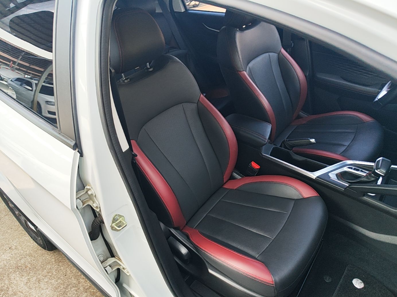 Geely Auto Vision X3 2021 PRO 1.5L CVT Deluxe Model — снимка 19