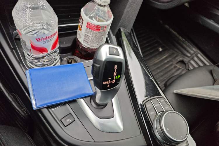 Used BMW 3 Series GT 2019 320i M Sport Package Gear Lever