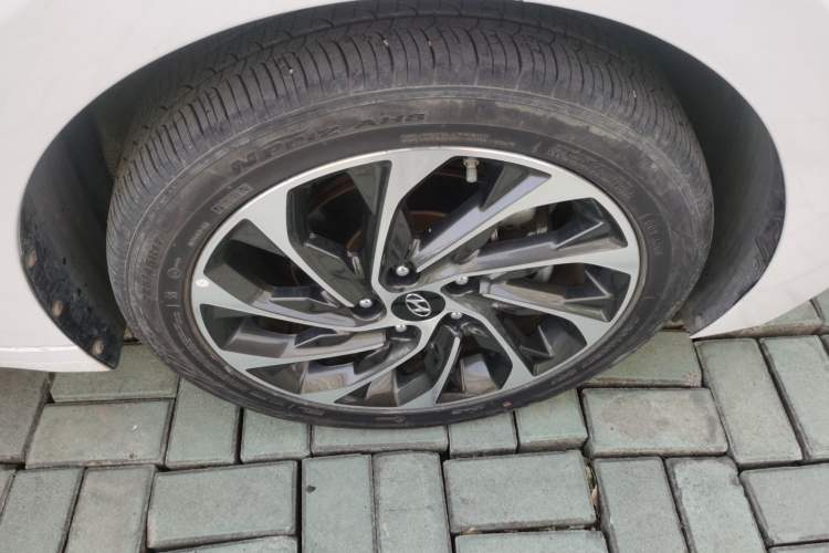 Used Hyundai Elantra (6th Generation / Lingdong) 2019 1.4T Dual-Clutch Xuan Dong · Dynamic Model
