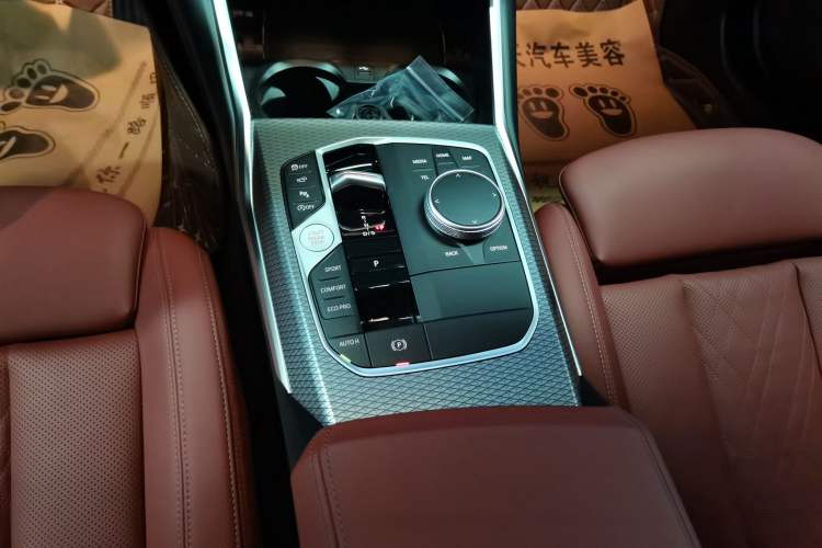 Used BMW 3 Series 2025 330Li M Sport Shadowline Package
