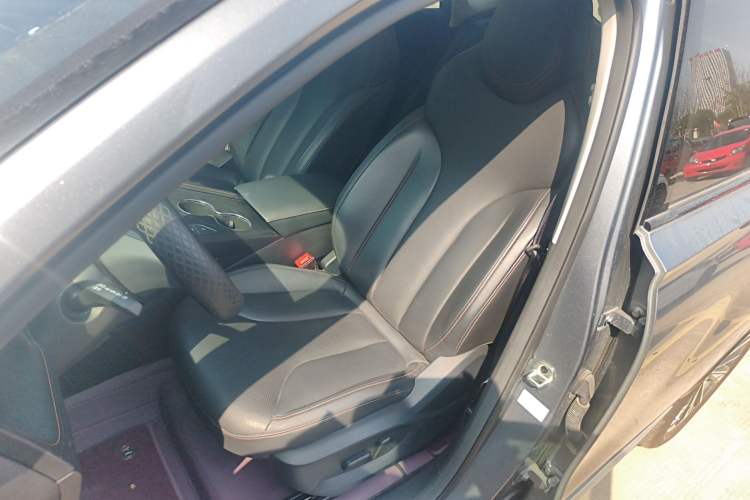 Used Roewe RX5 2023 1.5T Elite Edition