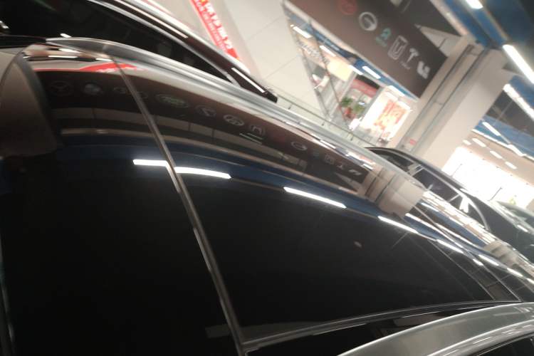 Used Mercedes-Benz GLC 2020 Facelift GLC 260 L 4MATIC Luxury Edition
