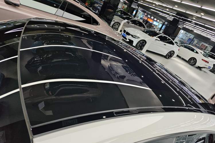 Used Porsche Taycan 2022 Taycan Roof