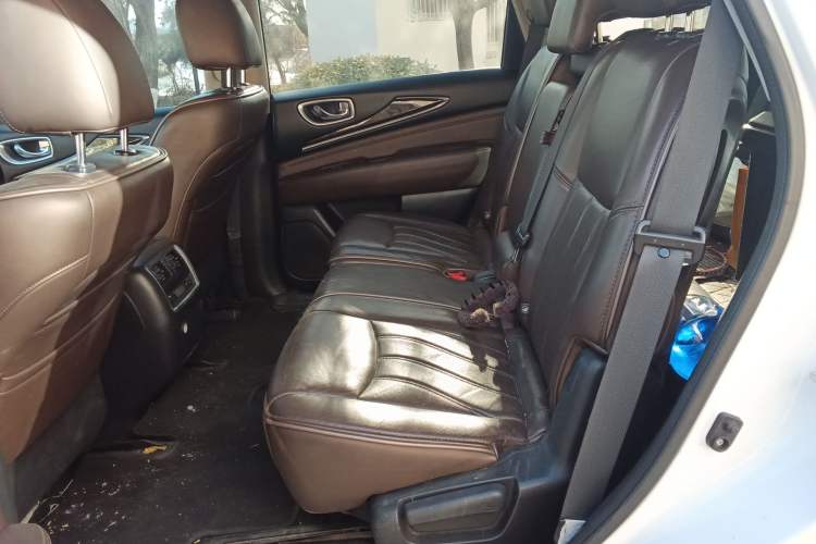 Used Infiniti QX60 2014 2.5 S/C Hybrid Two-Wheel Drive Excellence Edition