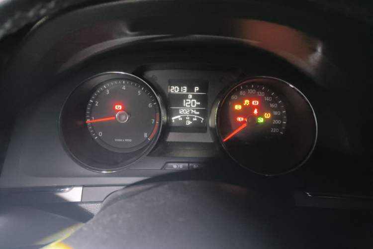 Used Volkswagen Bora 2015 Qihui Edition 1.6L Automatic Fashion Model