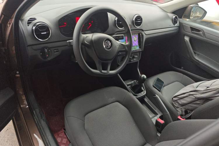 Used Volkswagen Jetta 2017 1.4L Manual Fashion Edition
