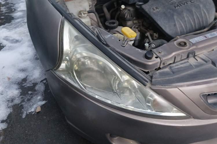 Used FORTHING Joyear 2012 XL 1.5L Manual Comfort Model Right Front Headlight