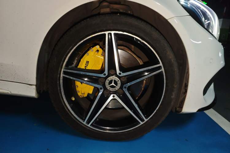 Used Mercedes-Benz C-Class 2015 C 300 Sport Edition