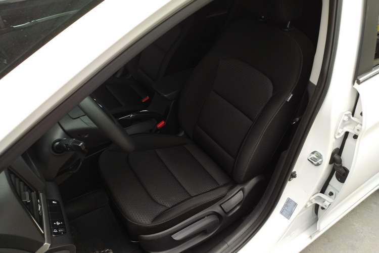 Used Hyundai Elantra (6th Generation / Lingdong) 2016 1.6L Automatic ZhiXuan – Elite Version
