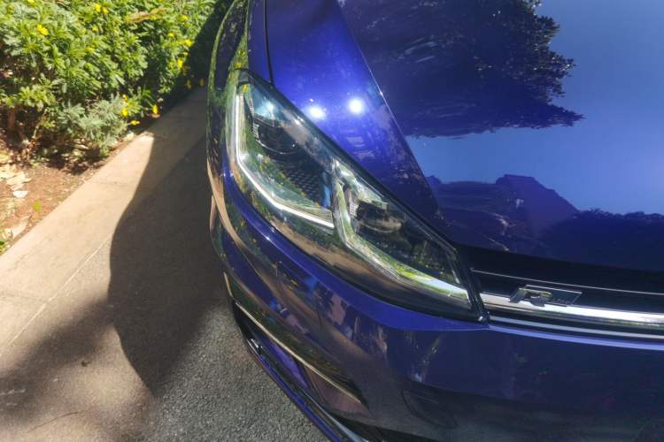 Used Volkswagen Golf 2018 280TSI Automatic R-Line Model Right Front Headlight