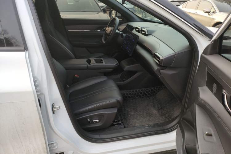 Used HEDMOS 06 2025 Model 520km