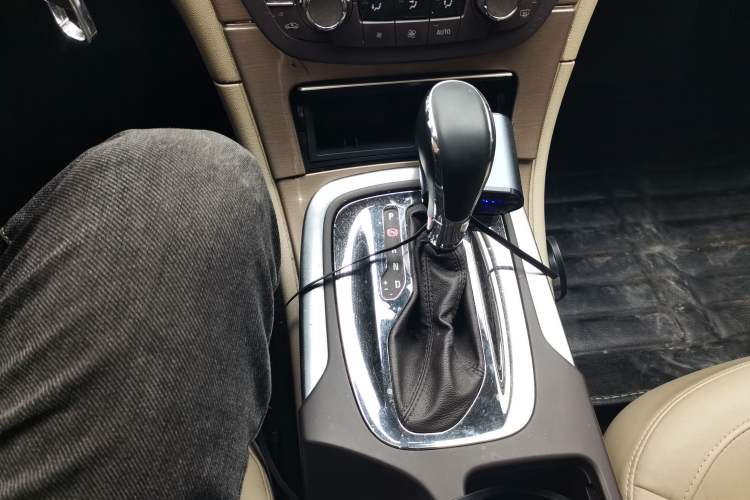 Used Buick Regal 2010 2.0L Expo Edition
