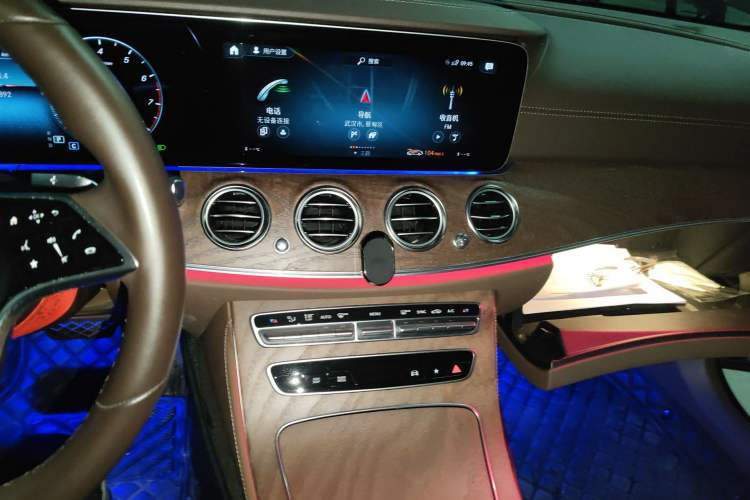 Used Mercedes-Benz E-Class 2023 Facelift E 260 L