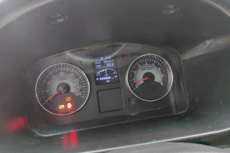 Used Jinbei New Hiace X30L 2021 1.5L Business Central Air-Conditioned Coach China VI Standard SWC15M Odometer Close Up