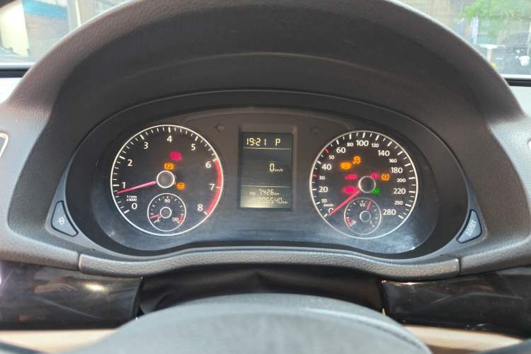 Used Volkswagen Passat 2011 1.8 TSI DSG Prestige Edition Instrument Cluster