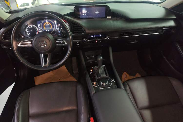 Used Mazda 3 Axela 2020 2.0L Automatic Zhiya Edition Audio And AC Panel