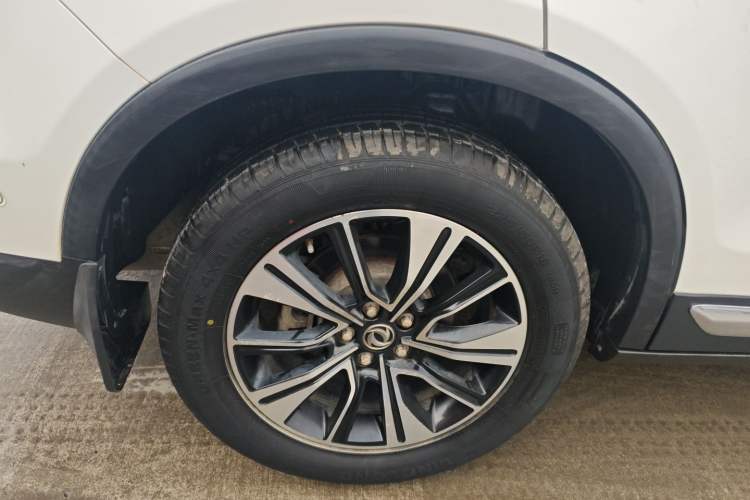 Used Dongfeng Aeolus AX7 2018 Classic 1.6T Automatic Prestige Model
