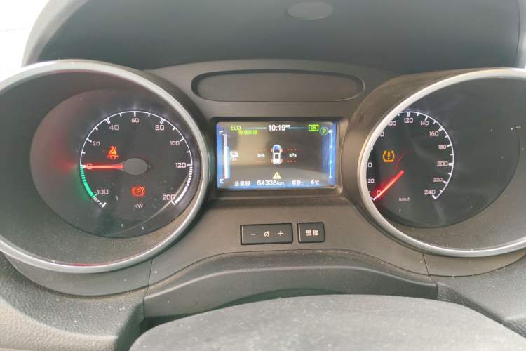 Used BYD Yuan New Energy 2018 EV360 Smart Connect Cool Edition Odometer Close Up