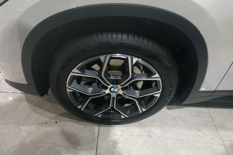 Used BMW X1 2022 sDrive25Li Leading Model Exterior 4