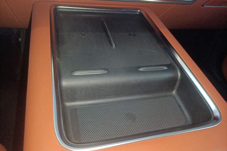 Used Li Auto L9 2022 Max model