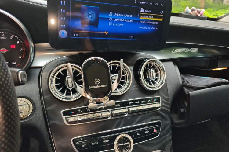 Used Mercedes-Benz C-Class 2016 C 200 L Sport Edition Audio And AC Panel